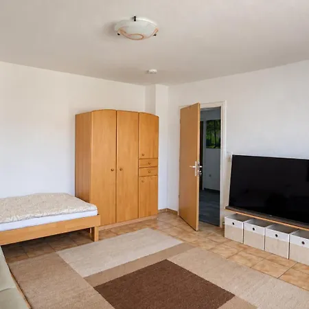 Guest house Mit Balkon - Im Fraenkischen Seenland 3*