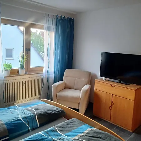 Guest house Mit Balkon - Im Fraenkischen Seenland Schwanstetten